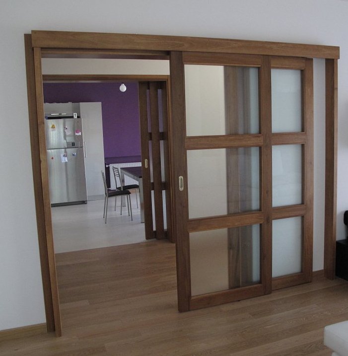Porte scorrevoli esterne in legno massello e vetro falegnameria ... Porte scorrevoli palermo