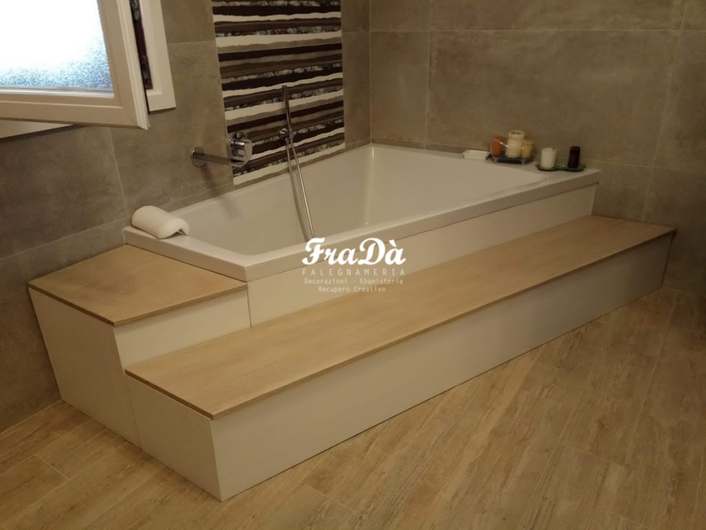 Mobili in legno per bagno