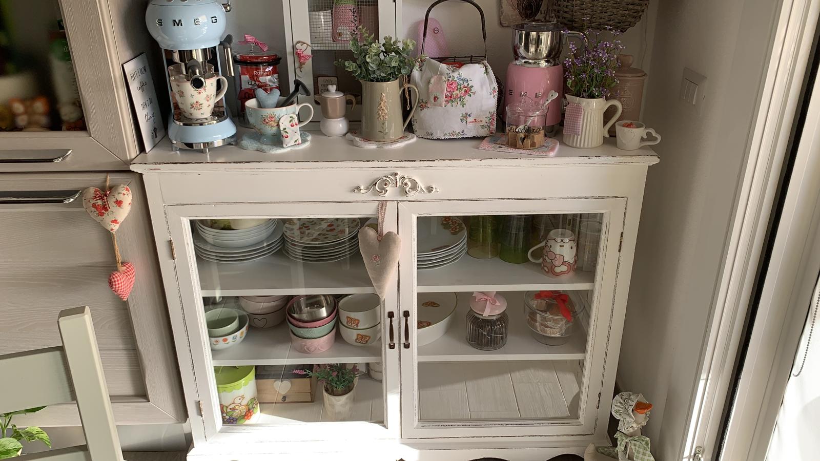 Vetrinetta in stile shabby chic modello 1 - Falegnameria Fradà - falegname  a palermo